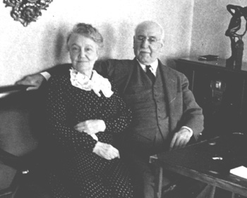 Julia & Emile Simon Guignon in 1935